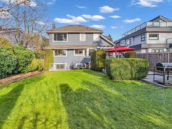 633 FIR STREET  North Vancouver, BC V7M 1W3