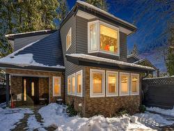 4910 Capilano Road  North Vancouver, BC V7R 4K6