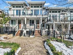 6-2717 Horley Street  Vancouver, BC V5R 4R7