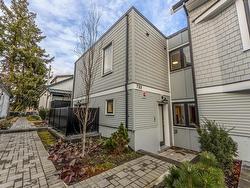 733 E 26TH AVENUE  Vancouver, BC V5V 2H9