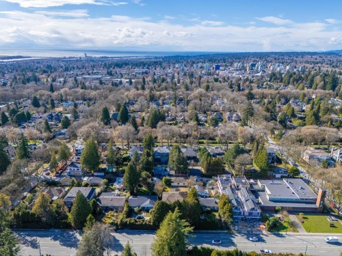 6045 Granville Street, Vancouver, BC 