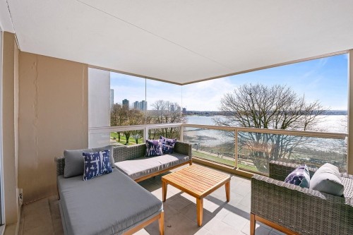 401-2015 Beach Avenue, Vancouver, BC 
