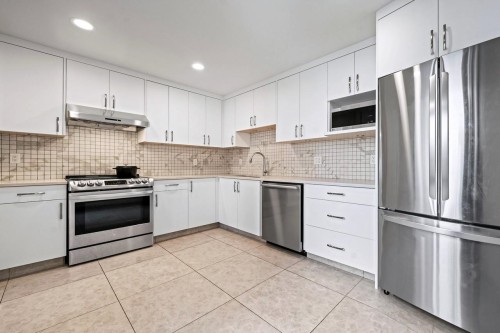 401-2015 Beach Avenue, Vancouver, BC 