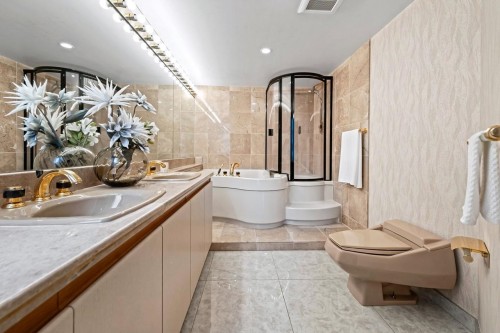 401-2015 Beach Avenue, Vancouver, BC 