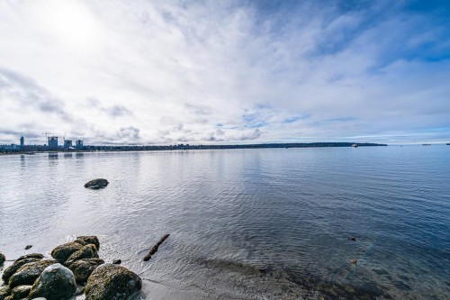 401-2015 Beach Avenue, Vancouver, BC 