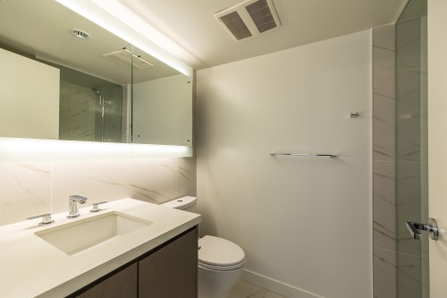 508-8833 Hazelbridge Way, Richmond, BC 