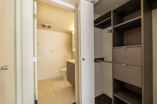 508-8833 Hazelbridge Way, Richmond, BC 