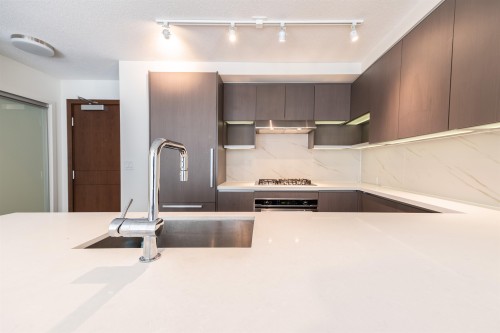 508-8833 Hazelbridge Way, Richmond, BC 