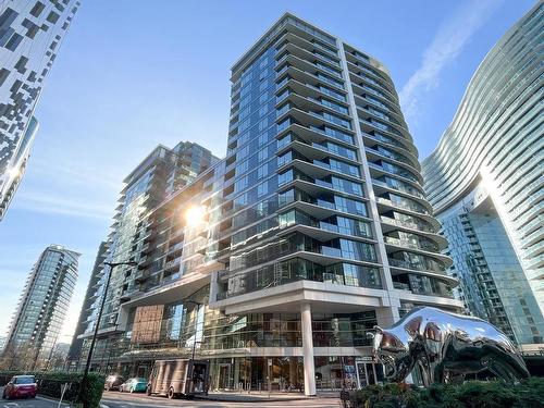 805-68 Smithe Street, Vancouver, BC 