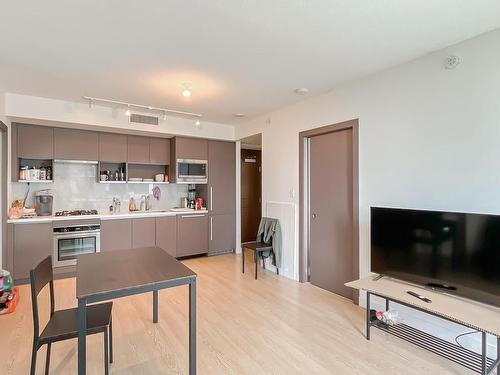 805-68 Smithe Street, Vancouver, BC 