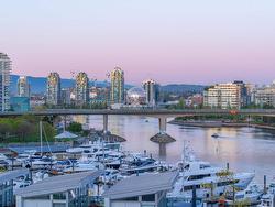 906-1288 Marinaside Crescent  Vancouver, BC V6Z 2W5