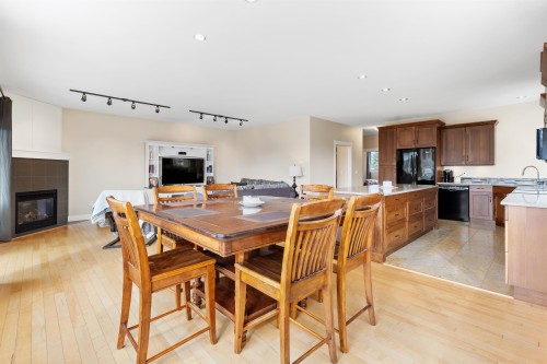 5781 Genni'S Way, Sechelt, BC 