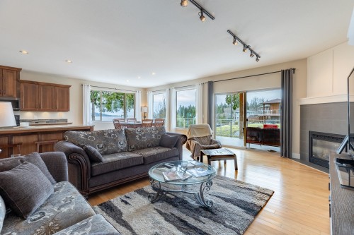 5781 Genni'S Way, Sechelt, BC 