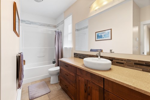 5781 Genni'S Way, Sechelt, BC 