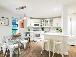 104 936 BUTE STREET  Vancouver, BC V6E 1Y8