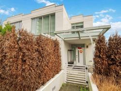 319 5580 NO. 3 ROAD  Richmond, BC V6X 0R8