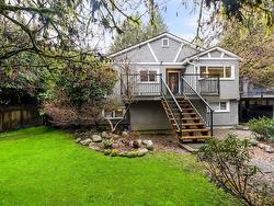 4233 CAPILANO ROAD  North Vancouver, BC V7R 4J6