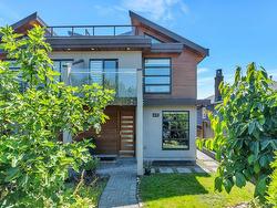 415 W KEITH ROAD  North Vancouver, BC V7M 1M2