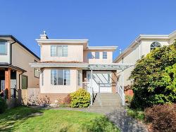 7607 OSLER STREET  Vancouver, BC V6P 4C8