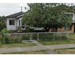 2566 Venables Street  Vancouver, BC V5K 2R1