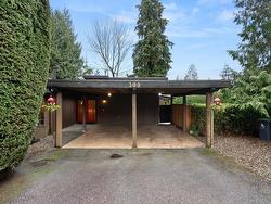 300 LOACH PLACE  North Vancouver, BC V7G 2A3