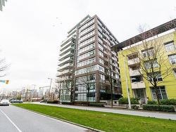 311-181 West 1st Avenue  Vancouver, BC V5Y 0E3