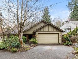 1075 Wellington Drive  North Vancouver, BC V7K 1L1