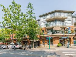 216-225 Newport Drive  Port Moody, BC V3H 5C7