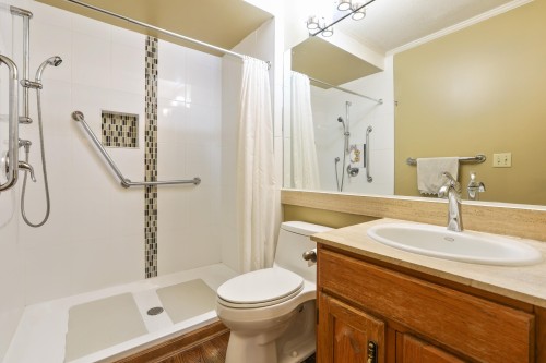 1091 Richelieu Avenue, Vancouver, BC 