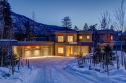 9374 Flicker Way  Whistler, BC V8E 1M1