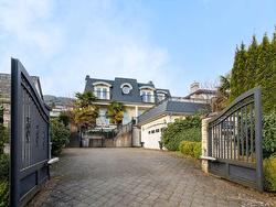 2285 Kings Avenue  West Vancouver, BC V7V 2C1