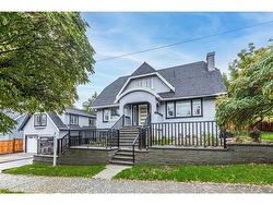 1008 24th Avenue E Vancouver, BC V5V 2B1