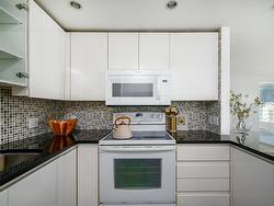 1603-889 Homer Street  Vancouver, BC V6B 5S3