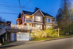 515 St. Andrews Avenue  North Vancouver, BC V7L 4W2