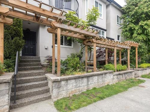 106 26Th Street E, North Vancouver, BC 