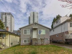 5630 Lincoln Street  Vancouver, BC V5R 4P4