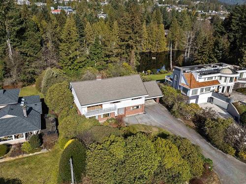 945 Groveland Road, West Vancouver, BC 