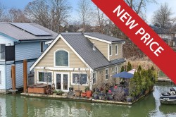 7-750 South Dyke Road  New Westminster, BC V3M 4Z8