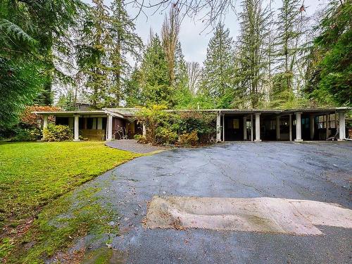 835 Wildwood Place, West Vancouver, BC 