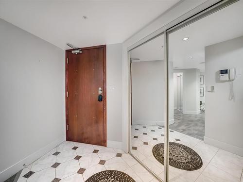 701-1050 Burrard Street, Vancouver, BC 