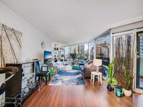 701-1050 Burrard Street, Vancouver, BC 