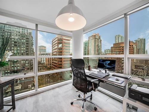 701-1050 Burrard Street, Vancouver, BC 
