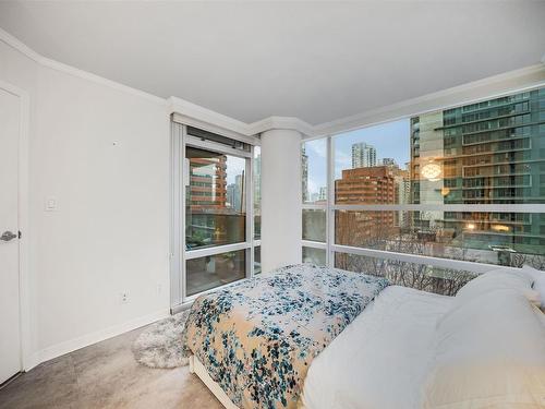 701-1050 Burrard Street, Vancouver, BC 