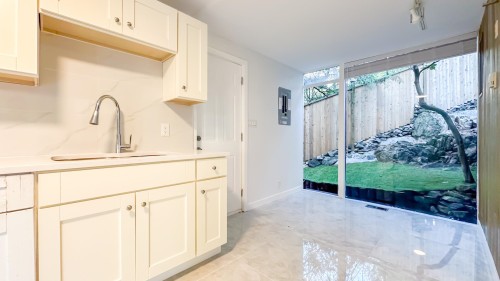 5791 Telegraph Trail, West Vancouver, BC 