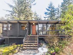 5414 Greentree Road  West Vancouver, BC V7W 1N4