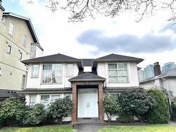 368 62nd Avenue W Vancouver, BC V5X 2E3