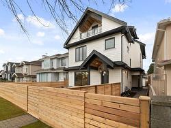 2-4579 Culloden Street  Vancouver, BC V5V 4X7