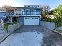 4254 Caddy Road  North Vancouver, BC V7G 1B7