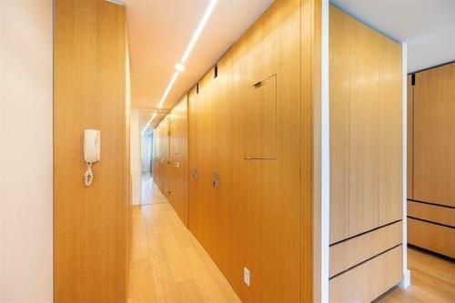 203-2167 Bellevue Avenue, West Vancouver, BC 