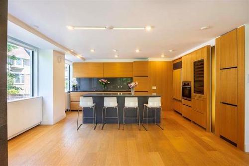 203-2167 Bellevue Avenue, West Vancouver, BC 